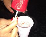 Foto del paso 5 de la receta: Heladitos de frutillas al agua en vasitos de plástico 🍦🍓