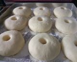 Foto langkah ke 4 dari resep Donat flufy.