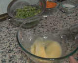Foto del paso 2 de la receta: TORTITAS DE CALABACÍN Y ZANAHORIA ¡¡BUENÍSIMAS!! 😋💚