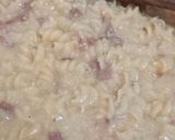 Foto langkah ke 3 dari resep Simple macaroni carbonara.