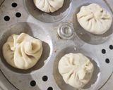 A picture of step 7 of Paneer Momos.