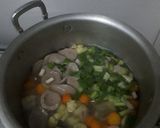 Foto langkah ke 3 dari resep Sayur bening kembang kol.