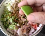 मूंग स्प्राउट सलाद Moong Sprouts Salad रेसिपी चरण 2 फोटो