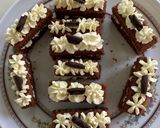 A picture of step 7 of Chocolate semolina mini cakes.