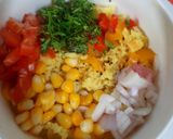 A picture of step 2 of Dhokla Bhel.