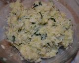 Une image de l'étape 6 de Bolinhos de Bacalhau (accras de morue portugais).