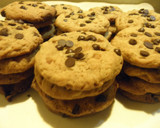 Foto del paso 4 de la receta: Cookies de miel y chips de chocolate