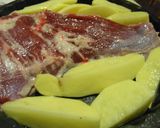 Foto del paso 2 de la receta: Carne y papas al horno