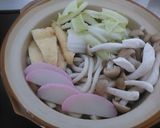 A picture of step 2 of Chikara Udon (Nabeyaki Udon with Mochi).