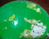 Gambar langkah 2 resipi Puding Karamel Pandan Tanpa Telur.