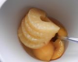 Foto del paso 2 de la receta: Crema de melocotón y piña 