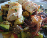 Foto del paso 4 de la receta: calamares a la plancha con pisto.
