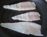 Foto del paso 2 de la receta: calamares a la plancha con pisto.