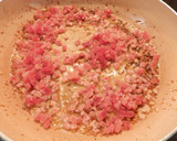 Foto del paso 2 de la receta: Pollo en salsa con jamón serrano
