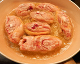 Foto del paso 1 de la receta: Pollo en salsa con jamón serrano