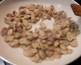 Foto del paso 1 de la receta: Tortilla de champiñones
