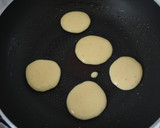 Foto del paso 4 de la receta: Tortitas para canapés salados