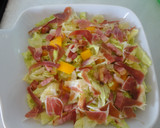 Foto del paso 2 de la receta: Ensalada con melocotón en almíbar y jamón serrano