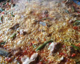 Foto del paso 7 de la receta: Arroz con costilla de cerdo y judías verdes