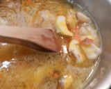 Foto del paso 3 de la receta: Sepia con guisantes y champiñones