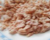Foto del paso 1 de la receta: Melocotones en almíbar rellenos de bonito y rallado krissia