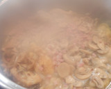 Foto del paso 4 de la receta: Pollo en salsa con jamón serrano