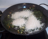 Foto del paso 9 de la receta: Paella de espinacas y boquerones