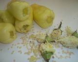 Foto del paso 2 de la receta: Bacalao con salsa de pimientos amarillos y cúrcuma
