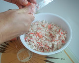 Foto del paso 4 de la receta: Ensaladilla de pescado con aguacate