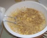 Foto del paso 7 de la receta: Coca dulce con manzanas y nueces