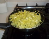 Foto del paso 4 de la receta: Bacalao con salsa de pimientos amarillos y cúrcuma