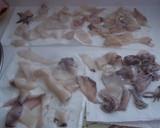 Foto del paso 1 de la receta: Paella de calamares en su tinta y sin verduras