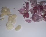 Foto del paso 1 de la receta: Champiñones con dientes de ajo y longanizas blancas