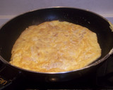 Foto del paso 7 de la receta: Tortilla de gamba y atún para tupper