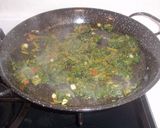 Foto del paso 8 de la receta: Paella de espinacas y boquerones