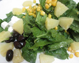 Foto del paso 4 de la receta: Ensalada de espinacas, queso y piña con salsa verde especial