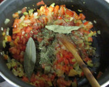 Foto del paso 5 de la receta: Espaguetis de calabacines con salsa de tomate diet