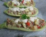 Foto del paso 11 de la receta: Calabacines rellenos de carne con salsa blanca 