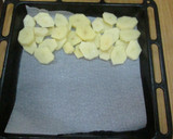Foto del paso 1 de la receta: Pescadilla con verduritas, papas y boniatos al horno 