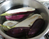 Foto del paso 4 de la receta: Berenjenas con relleno de empanada