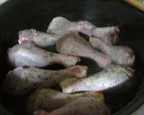 Foto del paso 1 de la receta: Muslitos con whisky a la cacerola y patatas hervidas