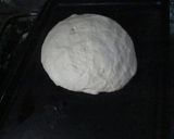 Foto del paso 2 de la receta: Pizza de levadura fresca con huevos duros