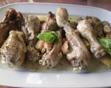 Foto del paso 5 de la receta: Muslitos con whisky a la cacerola y patatas hervidas