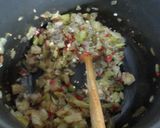 Foto del paso 4 de la receta: Berenjena rellena de huevo (monjitas simpáticas)
