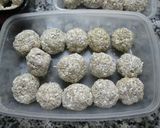 Foto del paso 6 de la receta: Albóndigas de pollo en salsa de tomate y zanahoria en brochetas (para dieta)