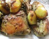 Foto del paso 4 de la receta: Pollo al wisky con patatas y guindillas en vinagre