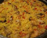 Foto del paso 6 de la receta: Arroz exprés con mariscos cocidos y congelados
