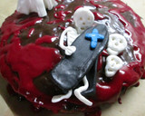 Foto del paso 12 de la receta: Pastel sangriento (postre o merienda Halloween)