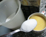 Foto del paso 2 de la receta: Natillas con bizcochos y galletas Oreo