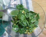 Foto del paso 1 de la receta: Ensalada de espinacas, queso y piña con salsa verde especial